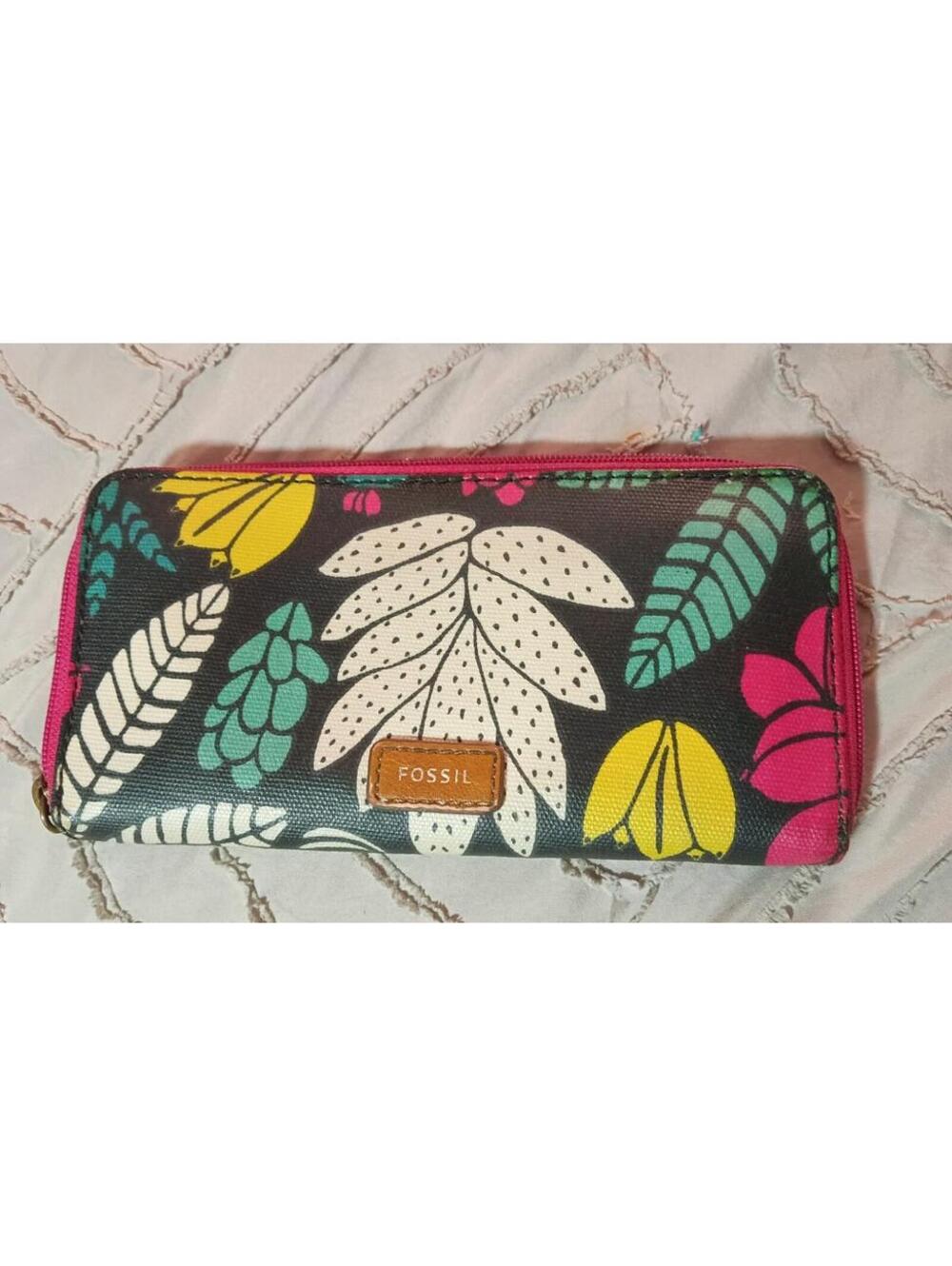 Fossil Eliza Floral Zip-Around Women's Wallet